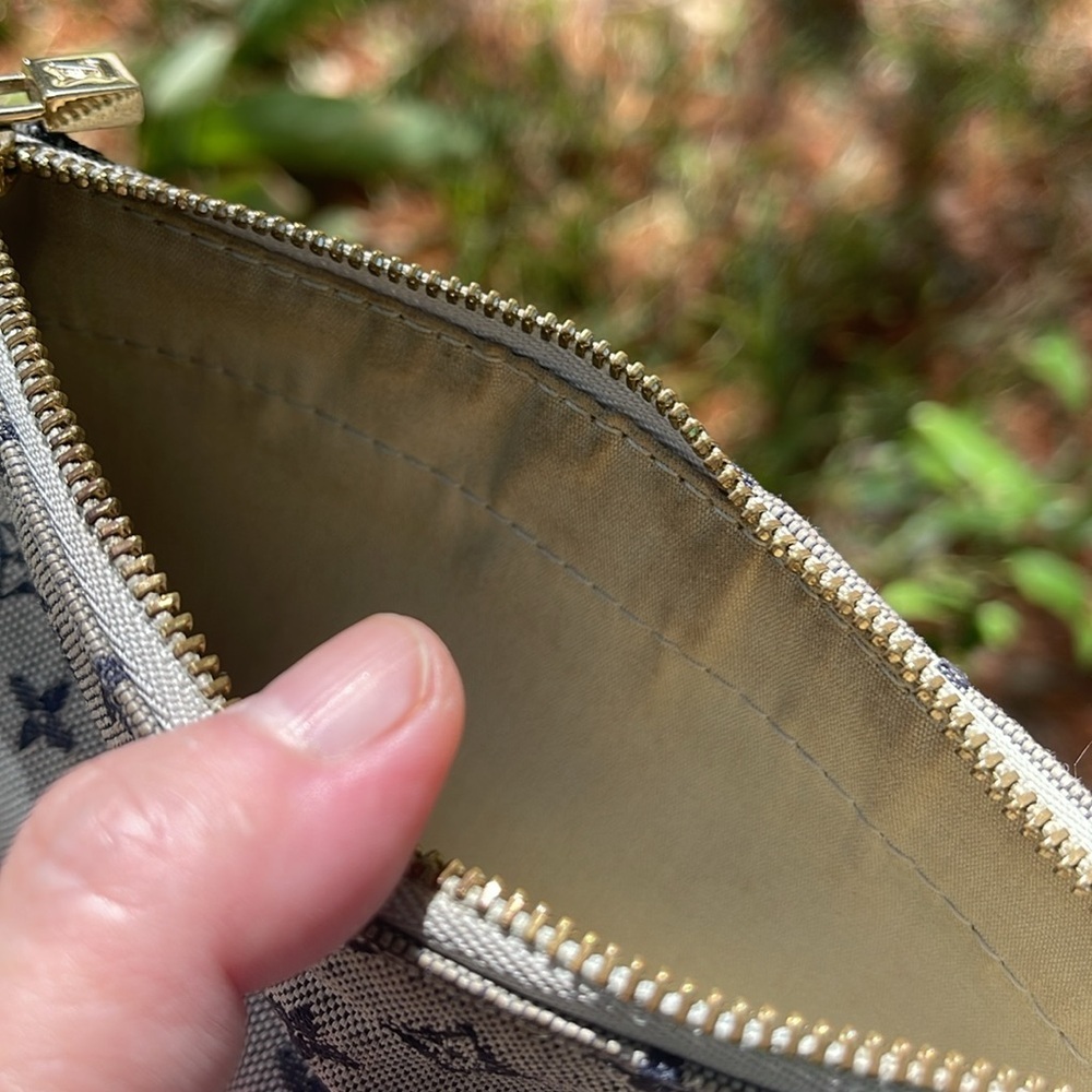 Authentic Vintage Louis Vuitton Monogram Mini Lin Anne Sophie Pouch/Clutch Navy - Picture 9 of 17